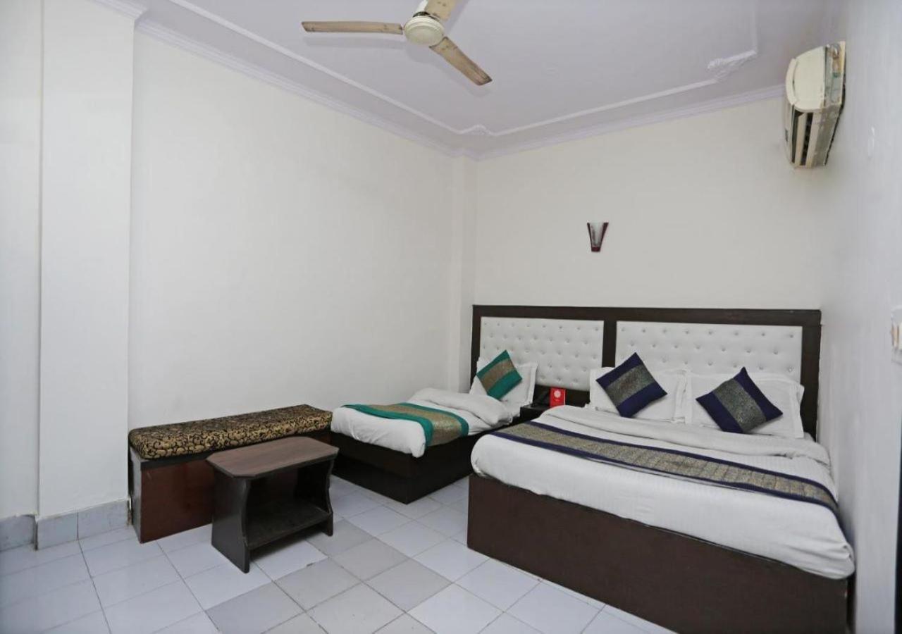 Hotel International Neelam Near New Delhi Railway Station Exterior photo